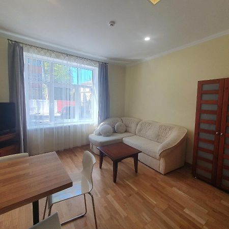 Hot Riga Ernestines Iela 7-1 Enjoy The Feel Of Home And History! מראה חיצוני תמונה